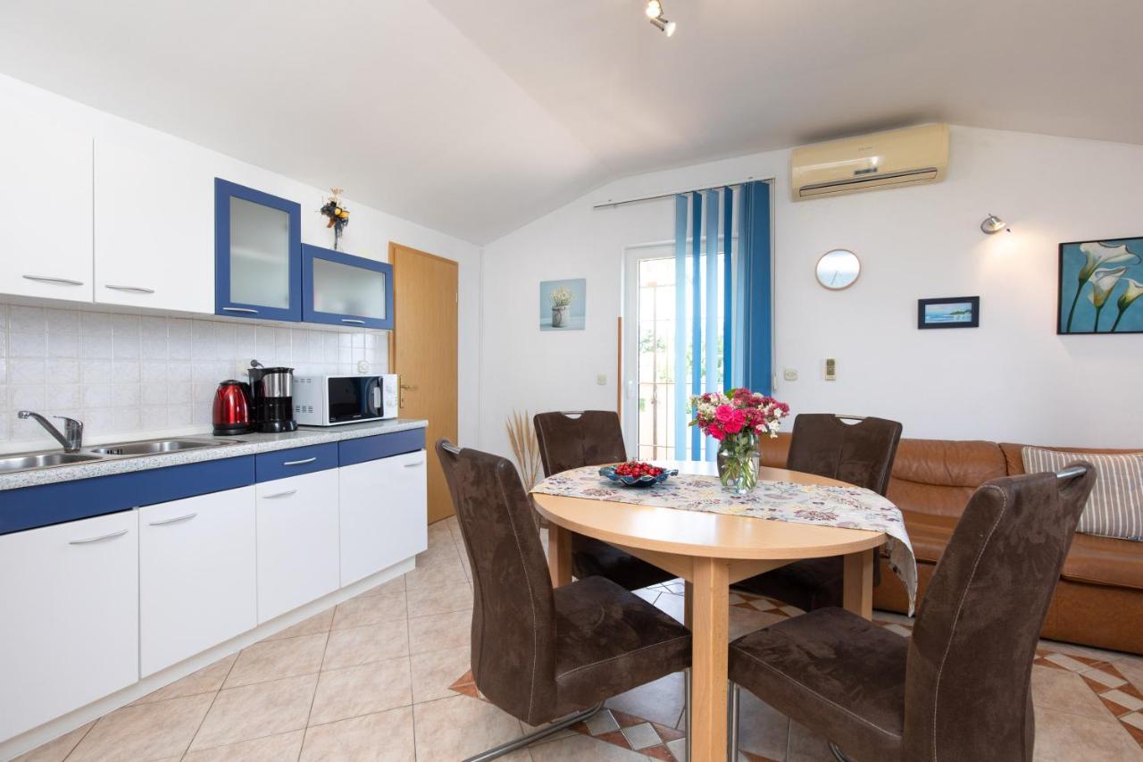 Apartments House Risika Εξωτερικό φωτογραφία