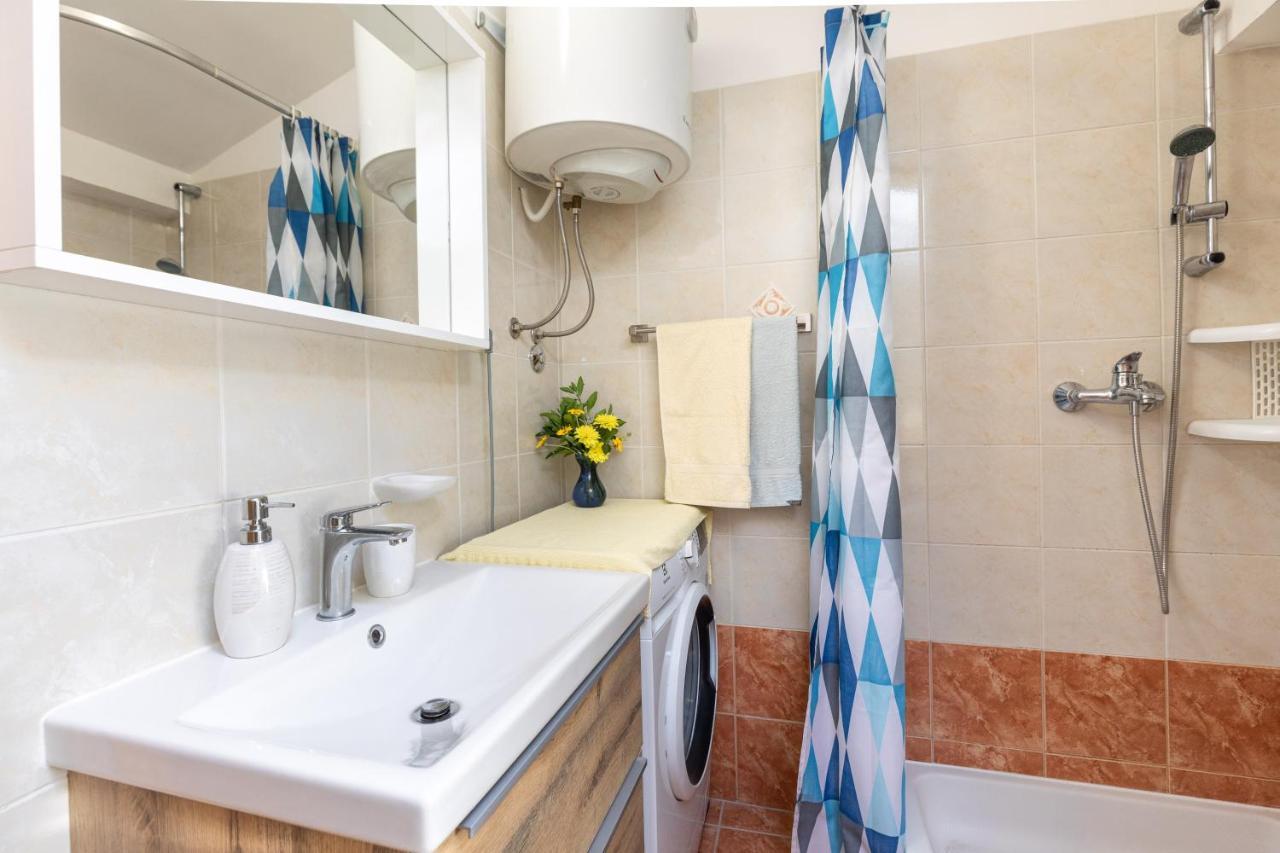 Apartments House Risika Εξωτερικό φωτογραφία