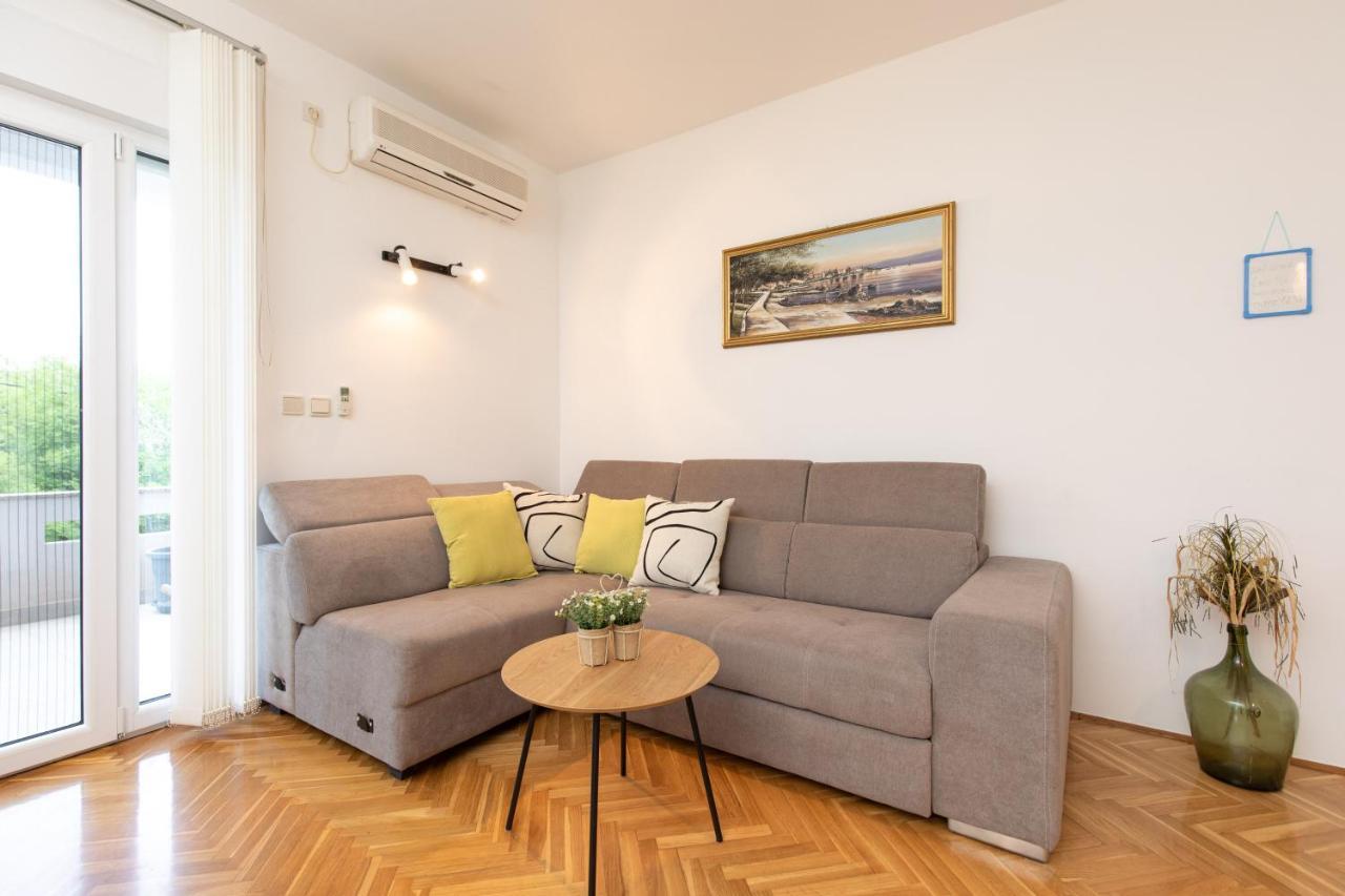 Apartments House Risika Εξωτερικό φωτογραφία