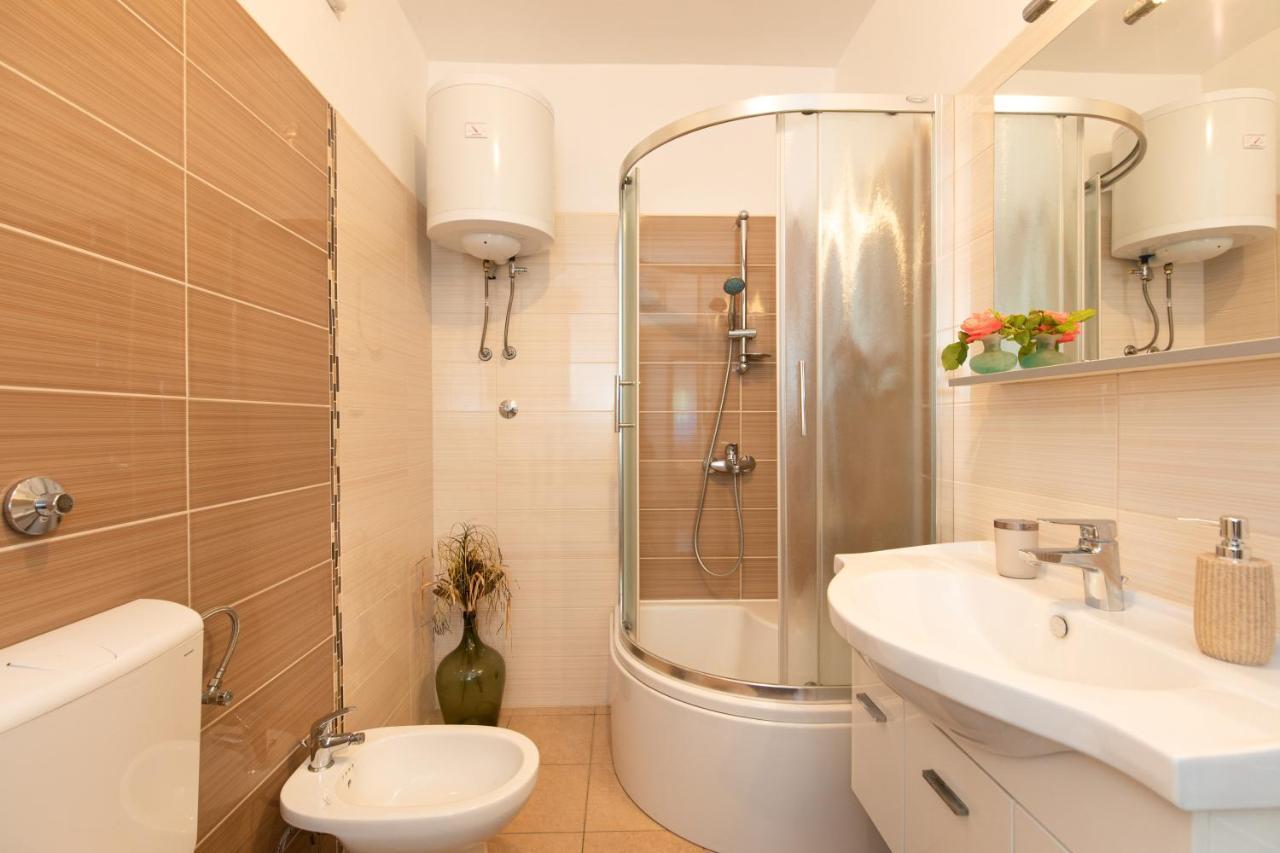 Apartments House Risika Εξωτερικό φωτογραφία